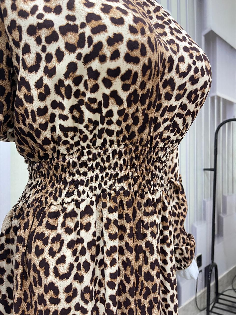 Women’s Tight Pattern Maxi Dress – Elegant & Stylish