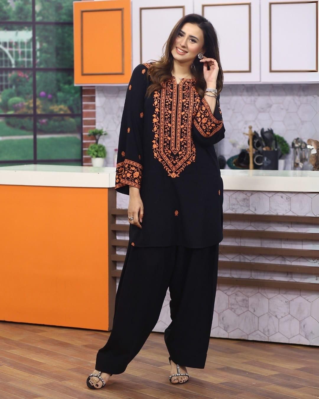Black Womens Stitched Embriodered 2 Pcs